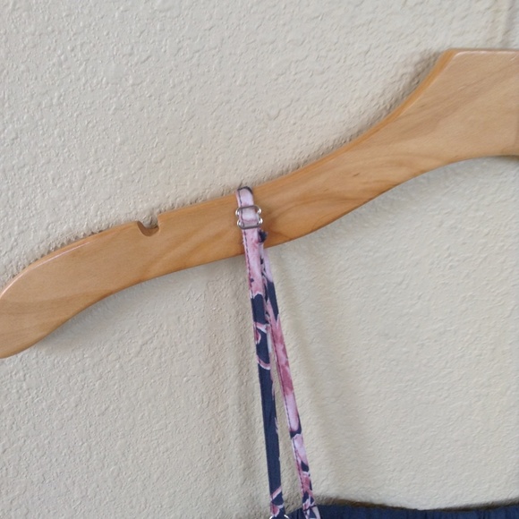 LoveStitch NWOT Floral Cold Shoulder Blouse Top - Picture 6 of 6